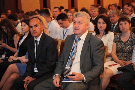 Ректор КГАСУ Р.К.Низамов 2 июля 2016 г. принял участие в конференции татарстанского отделения «Единой России»