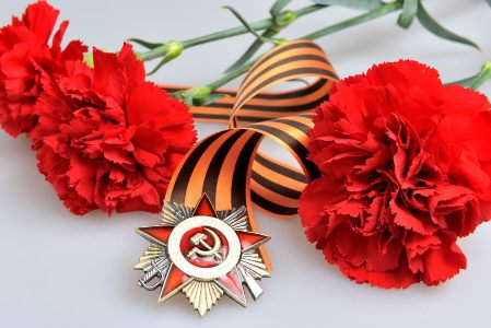 9 Мая приглашаем принять участие в акции профкома КГАСУ «Красная гвоздика» в Парке Победы