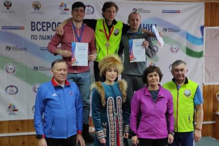 Студенты и сотрудники КГАСУ в составе сборной Татарстана приняли участие во Всероссийских лыжных соревнованиях (Уфа)