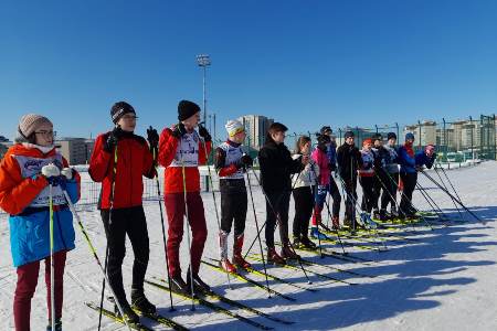 В КГАСУ прошли соревнования по лыжным гонкам: лидерами стали команды кафедры ФВиС и студентов ИСТИЭС!