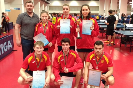 Команда студентов КГАСУ заняла 2 место в соревнованиях по теннису и настольному теннису среди вузов РТ