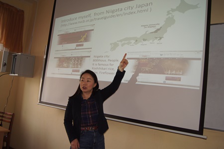 Перед студентами КГАСУ с лекцией выступила Митигами Маю, доктор экономических наук из Университета Ниигаты (Япония)