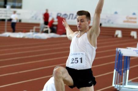 Студент КГАСУ Максим Люлин стал чемпионом Приволжского федерального округа по легкой атлетике