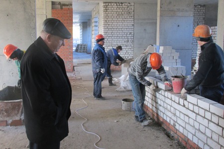 Студенты Казанского колледжа коммунального хозяйства и строительства на строительном объекте подтвердили свои высокие профессиональные навыки