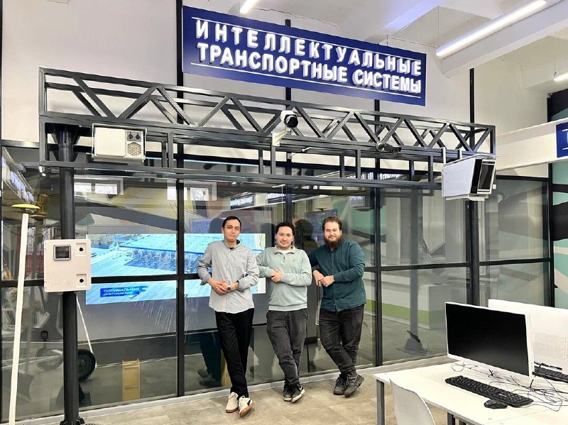 kaf_dsm4.jpg kaf_dsm4.jpg