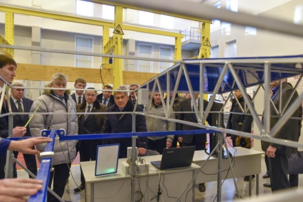 Открытие научно-образовательного центра "Прочность" с участием Президента Республики Татарстан Р.Н.Минниханова Открытие научно-образовательного центра "Прочность" с участием Президента Республики Татарстан Р.Н.Минниханова